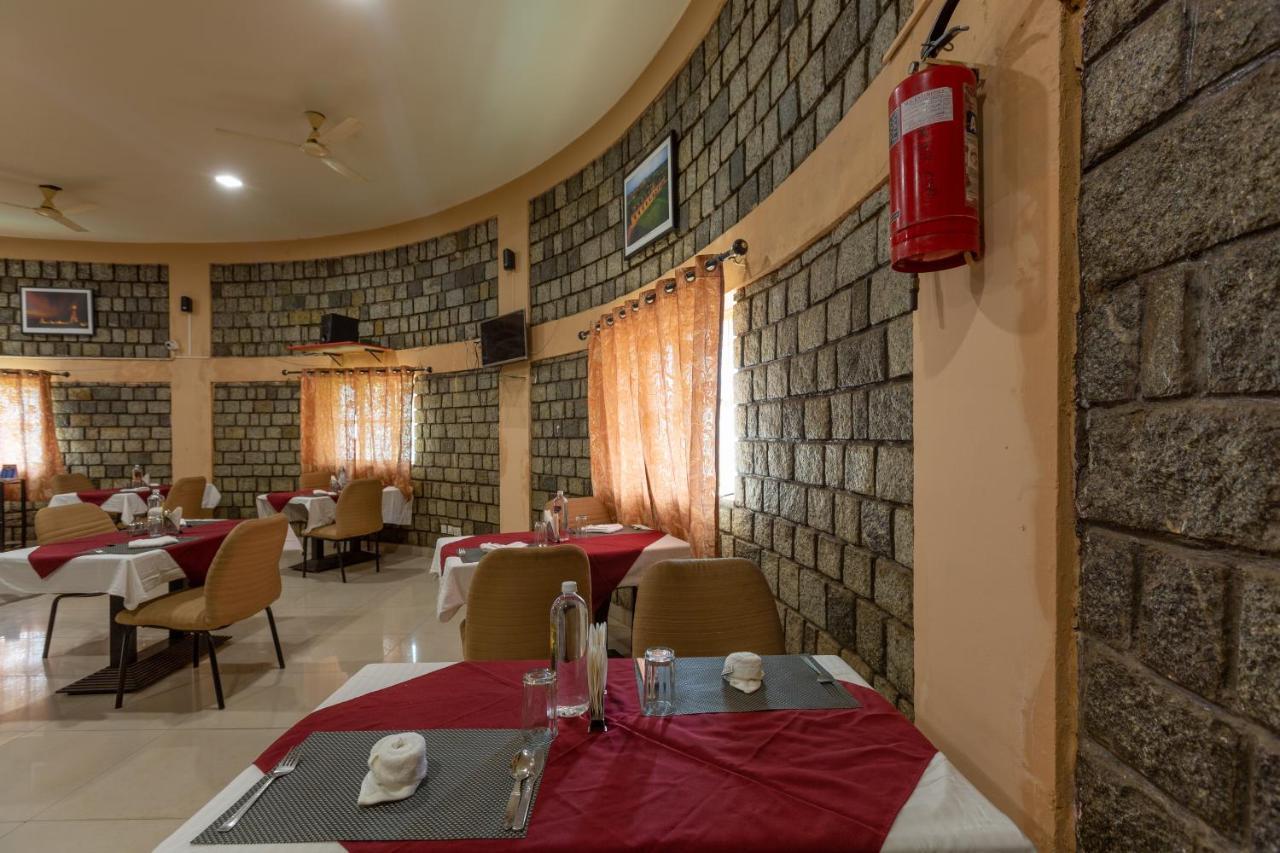 Kstdc Mayura Durg Chitradurga Exterior foto