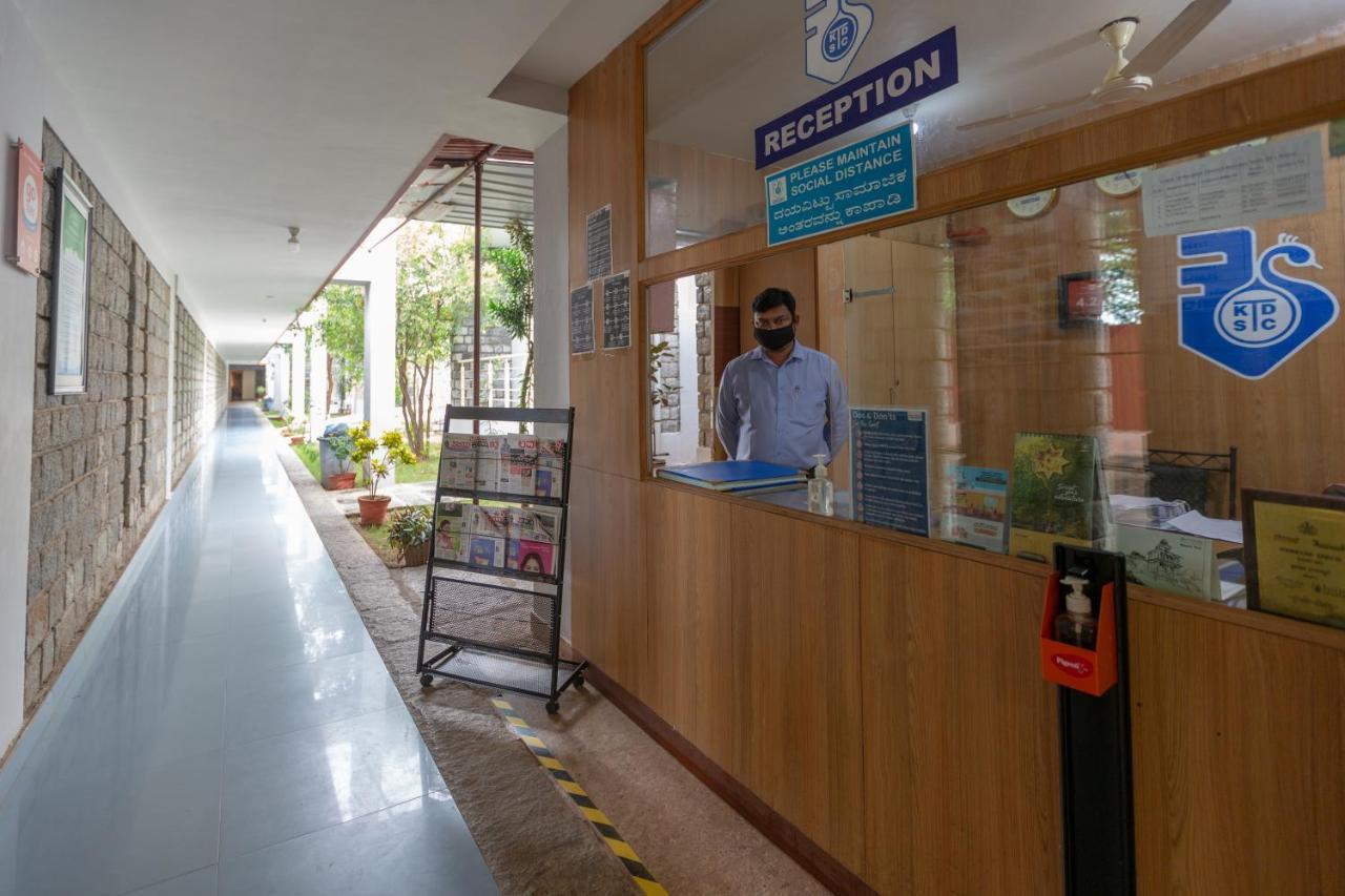 Kstdc Mayura Durg Chitradurga Exterior foto