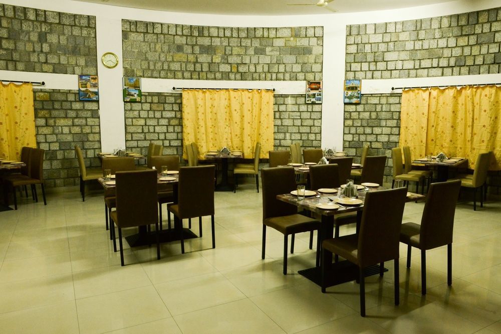 Kstdc Mayura Durg Chitradurga Exterior foto